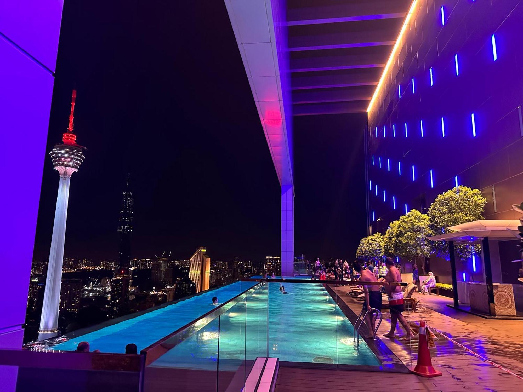 The Platinum Kuala Lumpur By Cozy White Διαμέρισμα Εξωτερικό φωτογραφία